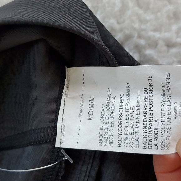 28. Under Armour Compression Mid Rise Legging Black - Picture 10 of 17